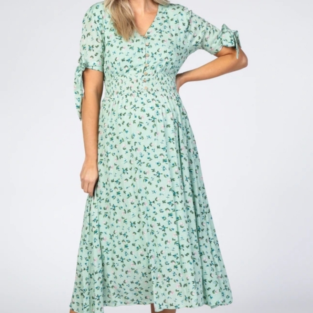 Pinkblush Maternity 💐 Minty floral midi dress